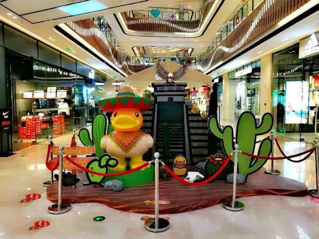 江蘇購(gòu)物廣場(chǎng)DP點(diǎn)美陳主題IP展