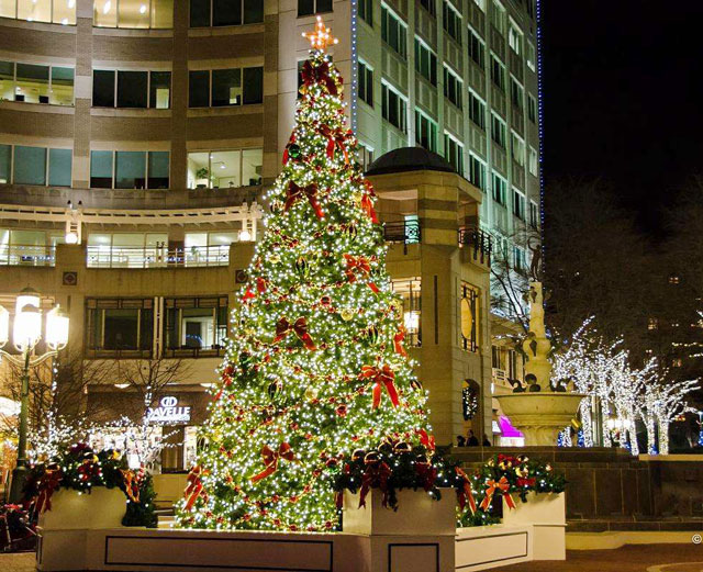 市區(qū)圣誕活動(dòng)現(xiàn)場布置