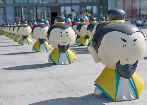 三國(guó)卡通雕塑擺件