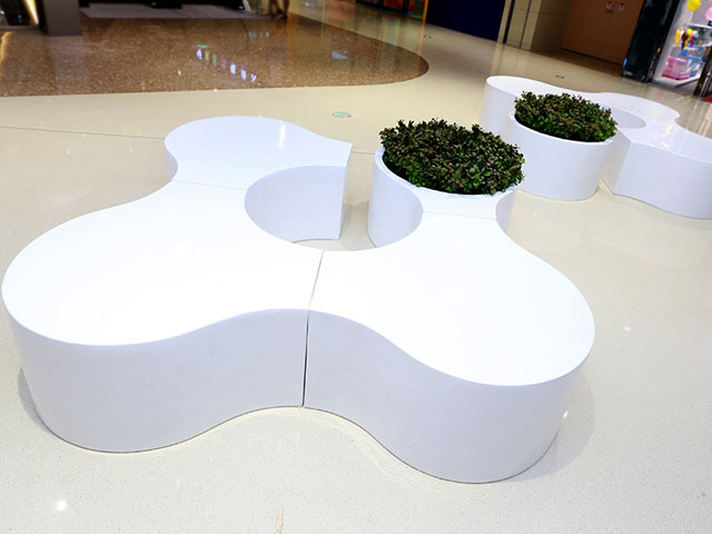 商場美陳拼接花盆坐凳