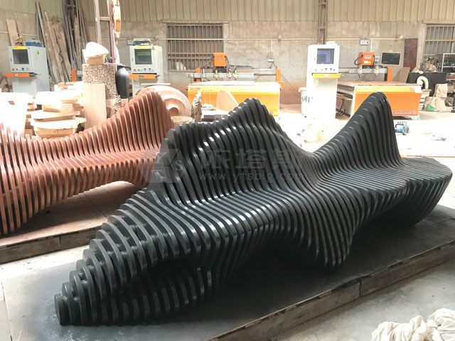 大型多人位木質(zhì)切片長椅創(chuàng)意商場公共休息藝術(shù)切片椅