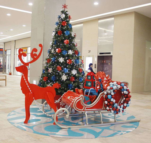 冬季節(jié)慶美陳布置