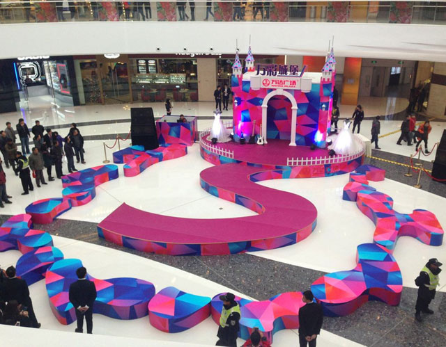 商場(chǎng)開業(yè)美陳布置