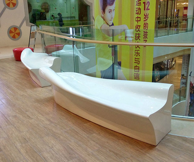 商場(chǎng)玻璃鋼異形座椅