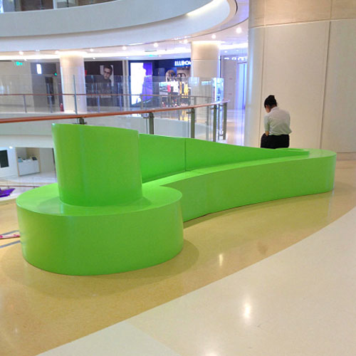 商場創(chuàng)意弧形休閑椅